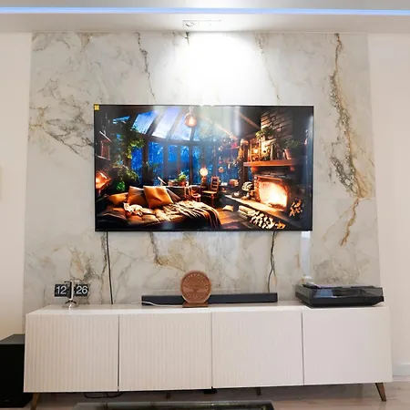 Nad Laborcom Apartment